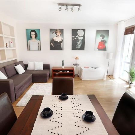 Cosy And Bright- Golden Apartments- Old Town Варшава Екстер'єр фото