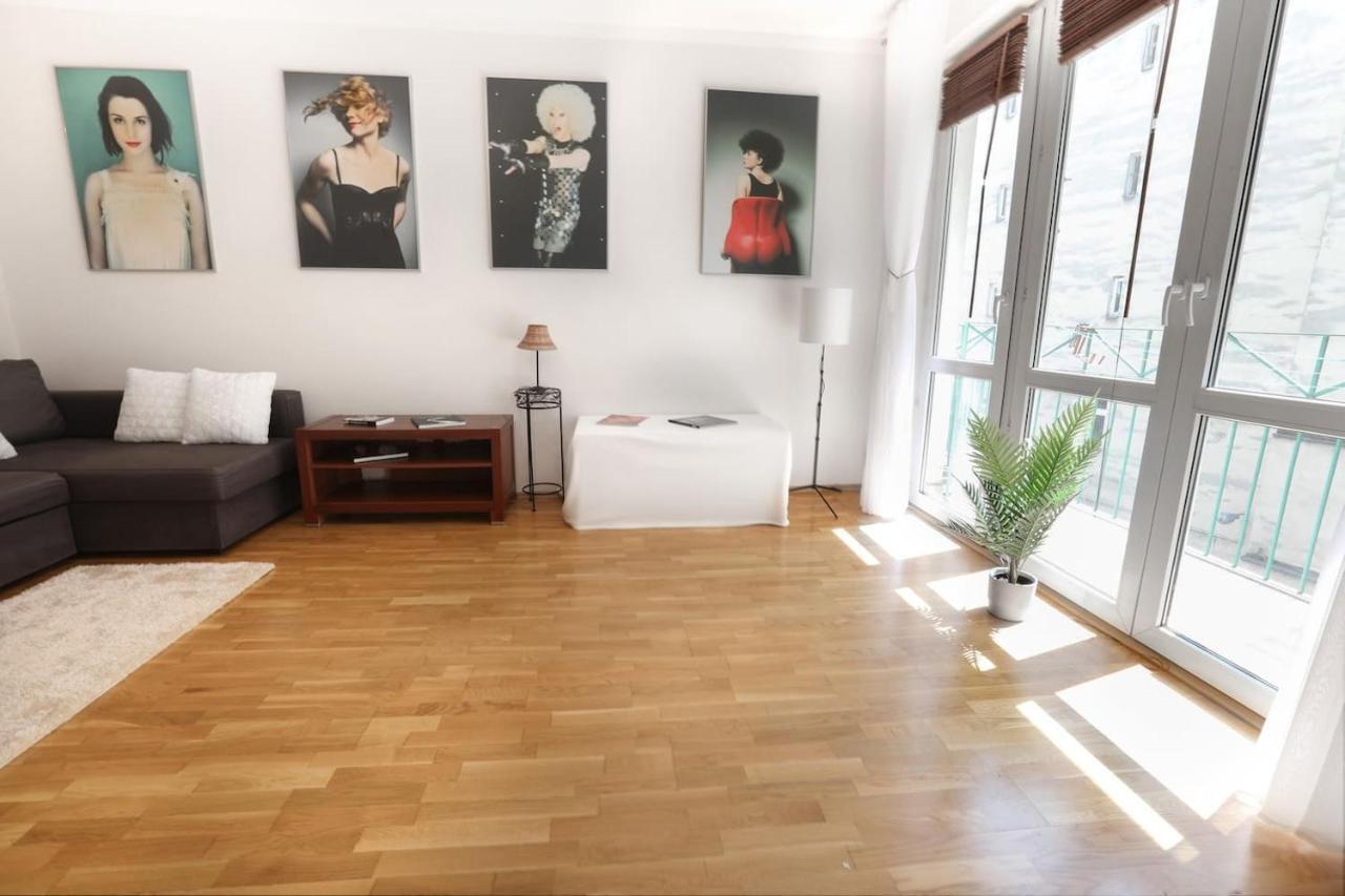 Cosy And Bright- Golden Apartments- Old Town Варшава Екстер'єр фото